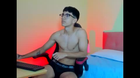 paul_sexycock online show from February 11, 6:22 pm