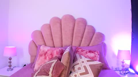 Paula   online show from February 28, 11:33 am