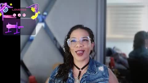 Paula online show from November 6, 8:43 pm