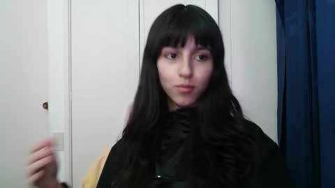   online show from December 4, 4:43 am