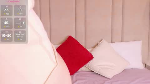 Paula online show from June 7, 1:48 pm