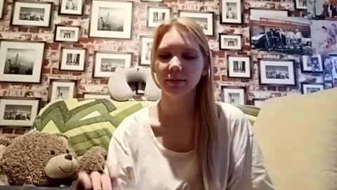 Snapshot of pauldahm chatting on November 18, 7:35 am Eva online show from November 18, 7:35 am