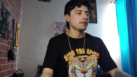 Snapshot of pauldamico chatting on May 19, 4:35 pm Paul DAmico online show from May 19, 4:35 pm
