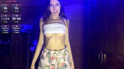 Ashley Cooper online show from October 18, 5:25 pm