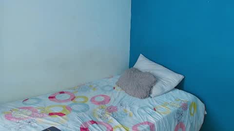 Snapshot of paulin01_ chatting on May 25, 1:39 pm Paulina online show from May 25, 1:39 pm