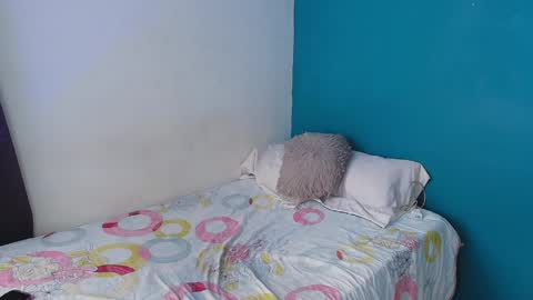 Snapshot of paulin01_ chatting on May 27, 4:04 pm Paulina online show from May 27, 4:04 pm