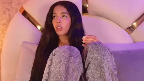 Snapshot of paulina_cano chatting on May 29, 3:04 am Paulina online show from May 29, 3:04 am