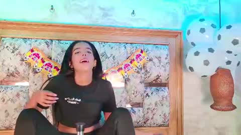 Snapshot of paulina_cano chatting on June 23, 3:04 am Paulina online show from June 23, 3:04 am
