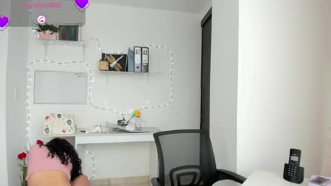 paulina online show from April 15, 6:48 pm