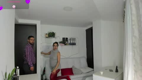 Snapshot of paulina_dossantos chatting on May 27, 8:55 am paulina online show from May 27, 8:55 am