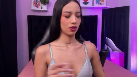 PAULINA  online show from April 8, 11:16 pm