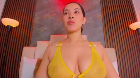 Snapshot of paulina_rosset chatting on June 27, 10:53 am paulina_rosset online show from June 27, 10:53 am