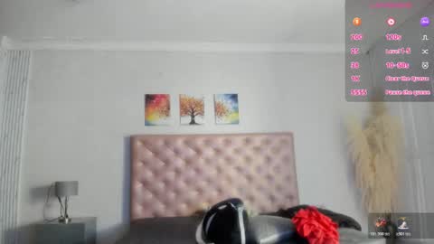 PaulinaSaennz online show from November 17, 12:44 pm