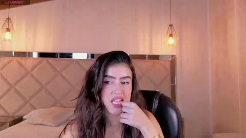 Snapshot of paulinasantosx chatting on May 17, 5:42 pm Paulina Santos online show from May 17, 5:42 pm