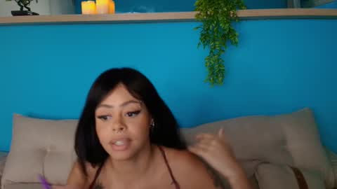 paulinne_clark online show from February 19, 9:33 pm