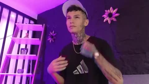 Paulo online show from February 20, 7:25 pm