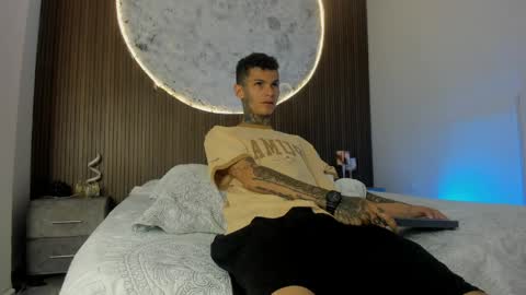 Paulo online show from April 13, 5:35 am