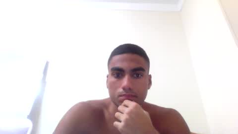 Snapshot of paulobonaventuree chatting on February 15, 6:37 pm paulo online show from February 15, 6:37 pm