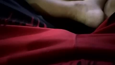 Snapshot of paulojdo chatting on March 6, 3:25 am carlosjdo online show from March 6, 3:25 am