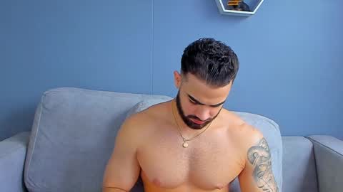 Paul Phoenix online show from January 3, 10:19 pm