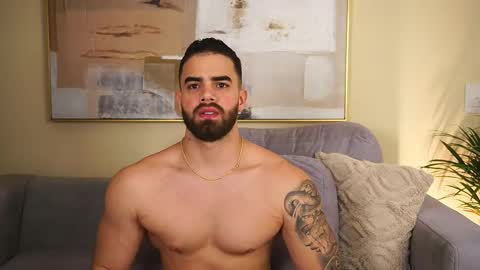 Paul Phoenix online show from February 25, 9:35 pm