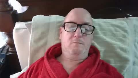 Paul online show from October 12, 5:01 pm