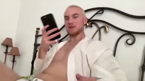 Snapshot of pavelrey chatting on July 1, 3:12 pm Pavel online show from July 1, 3:12 pm