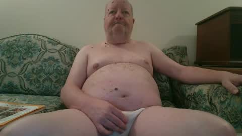 Snapshot of pavilionbill1 chatting on June 1, 3:52 am pavilionbill1 online show from June 1, 3:52 am