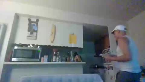 pawgkiller online show from May 20, 1:34 am