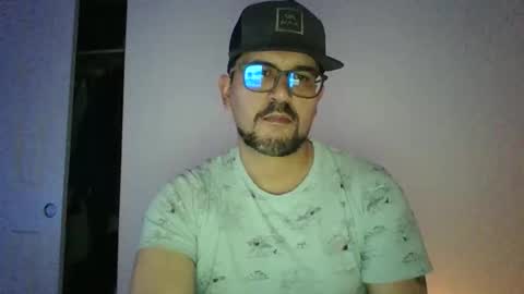 pawgpusslover online show from November 18, 4:39 am