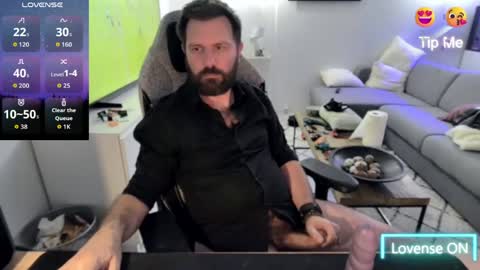 Snapshot of pc92160 chatting on May 6, 8:25 pm pc92160 online show from May 6, 8:25 pm