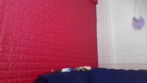 Snapshot of peach_melbah chatting on May 23, 9:52 pm peach_melbah online show from May 23, 9:52 pm