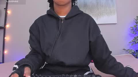 Briana online show from February 24, 12:25 pm