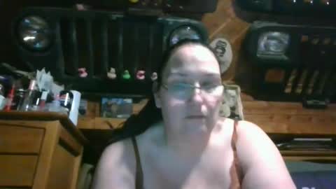 Snapshot of peachtree197 chatting on February 13, 4:08 am peachtree197 online show from February 13, 4:08 am