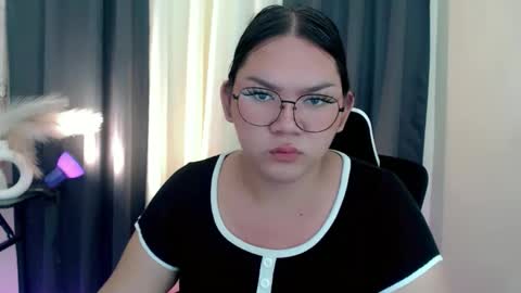 PEACHY online show from February 3, 12:54 pm