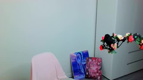 Peachy online show from December 19, 4:25 pm