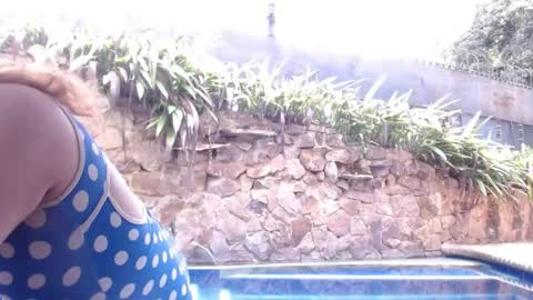 Snapshot of pearl_micheltsm chatting on May 6, 6:35 pm michel online show from May 6, 6:35 pm