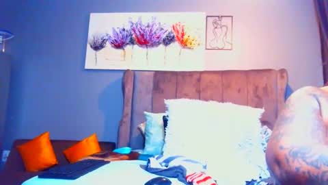 Pearl online show from December 22, 6:38 pm