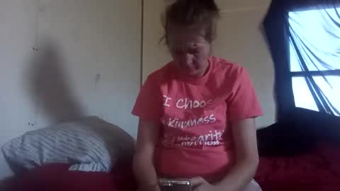 Pearl May online show from December 30, 6:49 pm