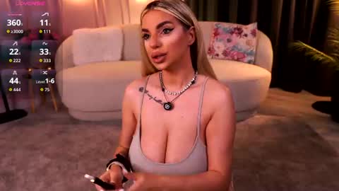Pearl online show from June 17, 4:59 am