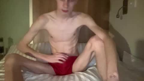 Snapshot of pearlsiren chatting on September 15, 10:54 pm twink jackson online show from September 15, 10:54 pm