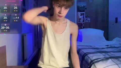 Snapshot of pearlsiren chatting on November 3, 9:16 pm twink jackson online show from November 3, 9:16 pm