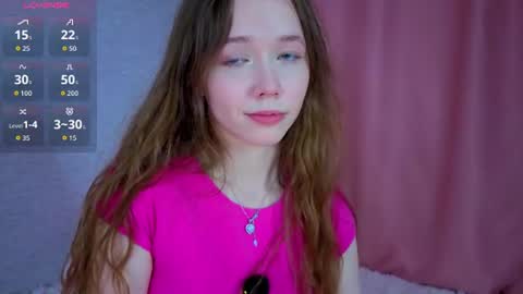 pearly_peach_ online show from June 13, 9:13 pm