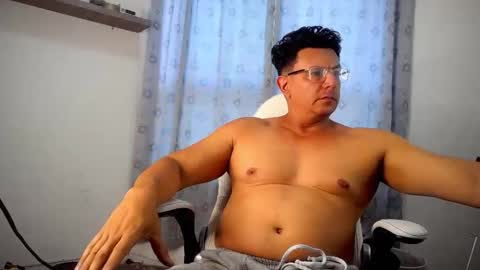 Pedro online show from December 2, 6:47 pm