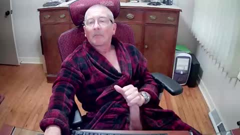 peepingmale online show from March 21, 12:43 pm