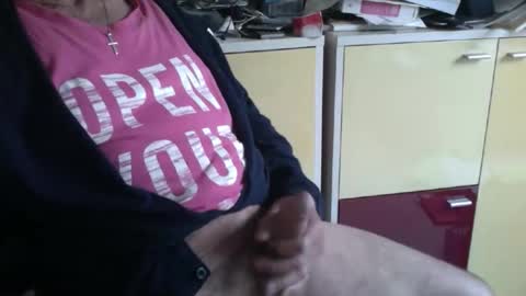 Snapshot of pegaso1000 chatting on May 4, 7:48 am pegaso1000 online show from May 4, 7:48 am