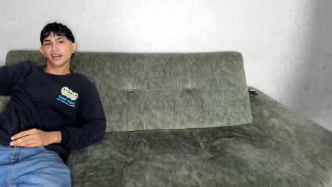 Snapshot of pelusos_mens chatting on February 4, 7:09 pm CAIN-19 ALLEN-18 RONALD-18 AUSTIN-18 MOD DANTE online show from February 4, 7:09 pm