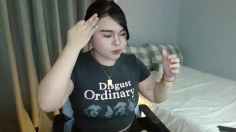 pemperut online show from April 15, 1:51 pm