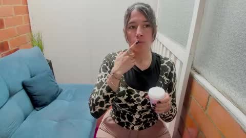 Snapshot of penelope47 chatting on April 22, 7:15 pm Penelope online show from April 22, 7:15 pm