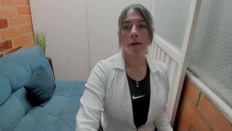 Snapshot of penelope47 chatting on May 16, 6:50 pm Penelope online show from May 16, 6:50 pm
